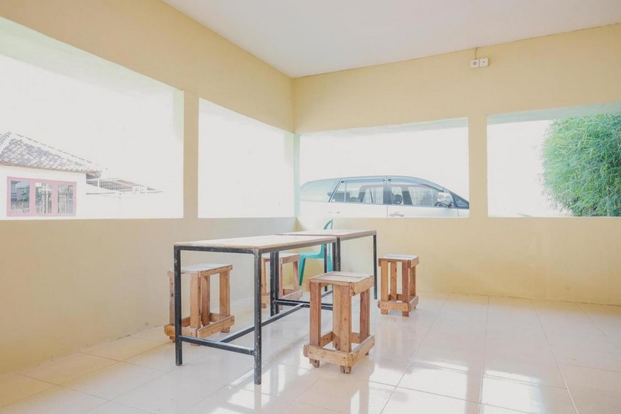 Reddoorz Near Rs Imanuel Lampung Ξενοδοχείο Μπαντάρ Λαμπούνγκ Εξωτερικό φωτογραφία